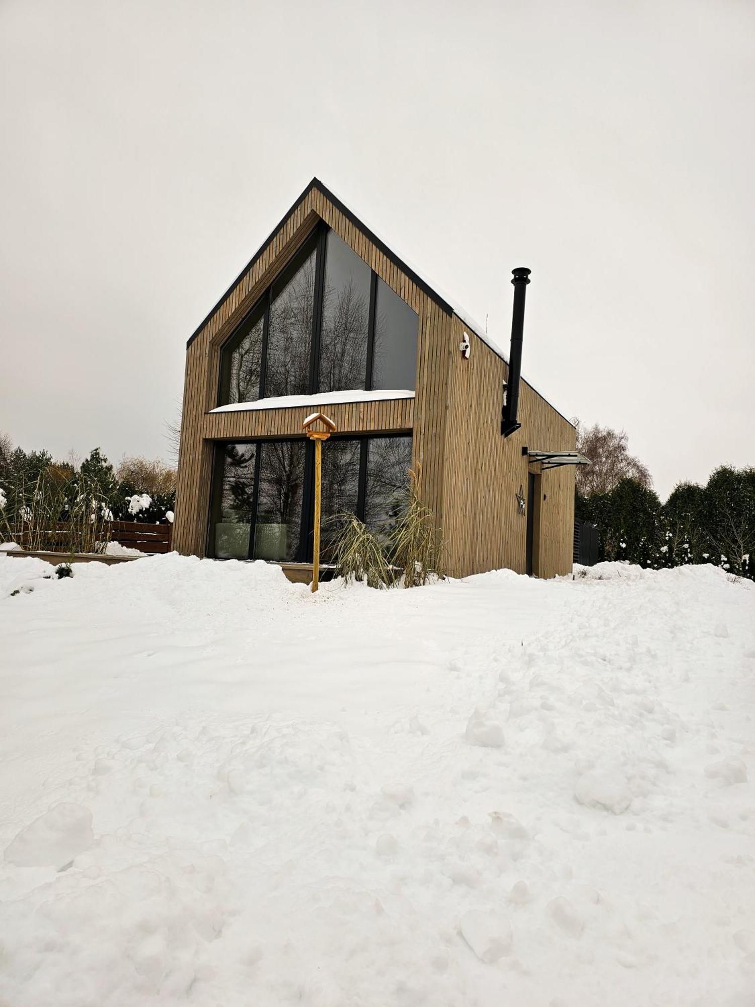 Hytte Na Wyspie -,,Roztoczanskie Morze" Kulikow Exterior foto